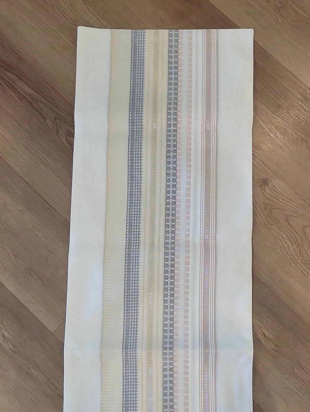 Threshold Table Runner - Picture 4 of 6